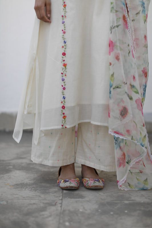 Shikaara Kurta Set