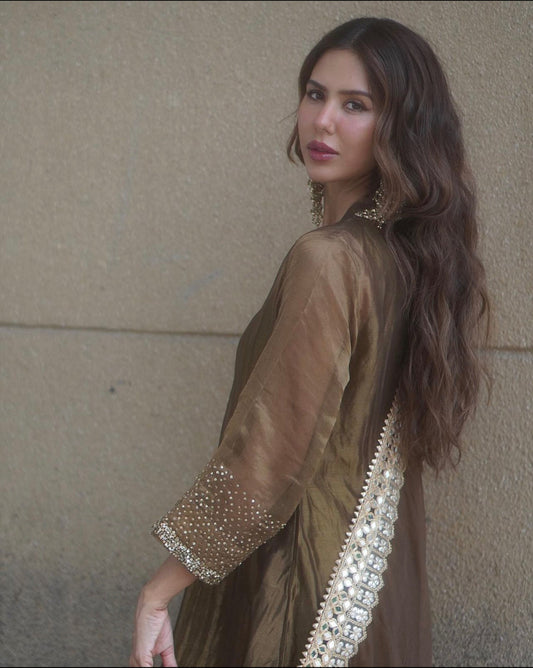 Gulaal Kurta Set