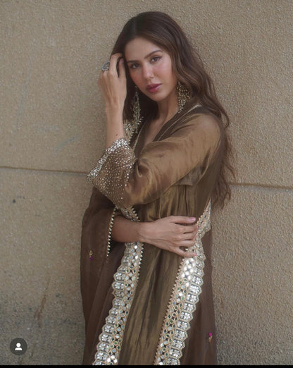 Gulaal Kurta Set