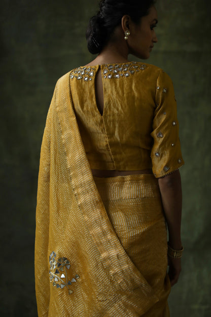 Gulnaaz Saree