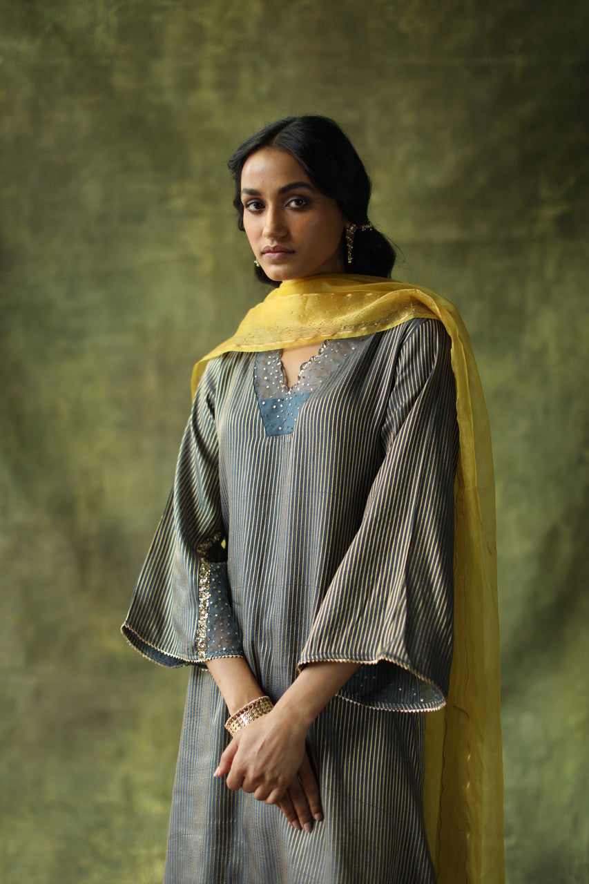Nida Kurta Set