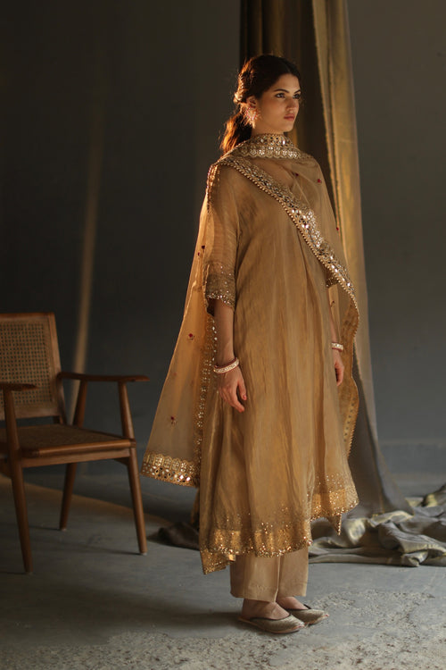 Gulaal Kurta Set