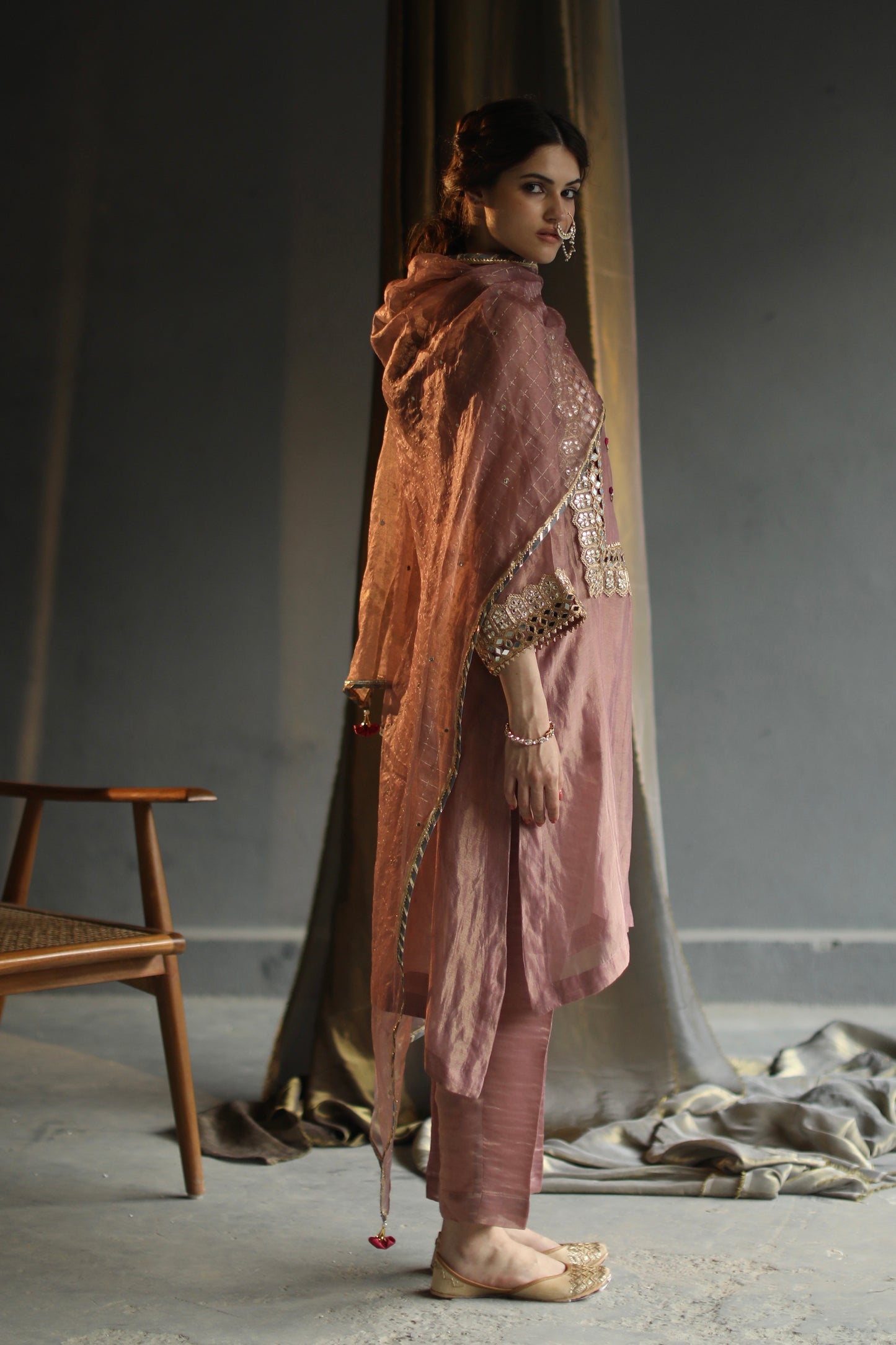 Nakasha Kurta Set