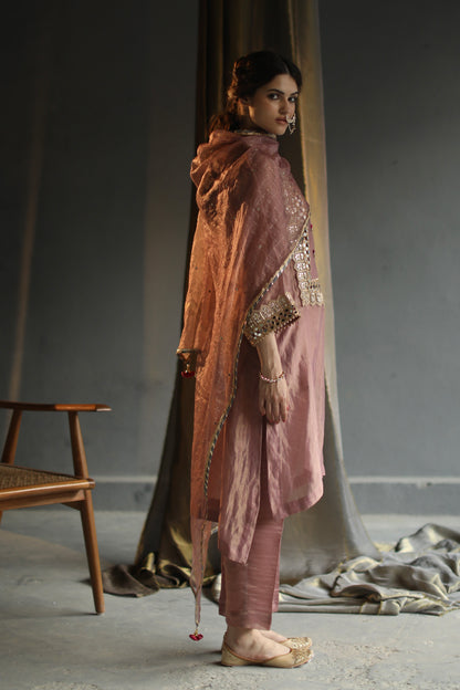 Nakasha Kurta Set