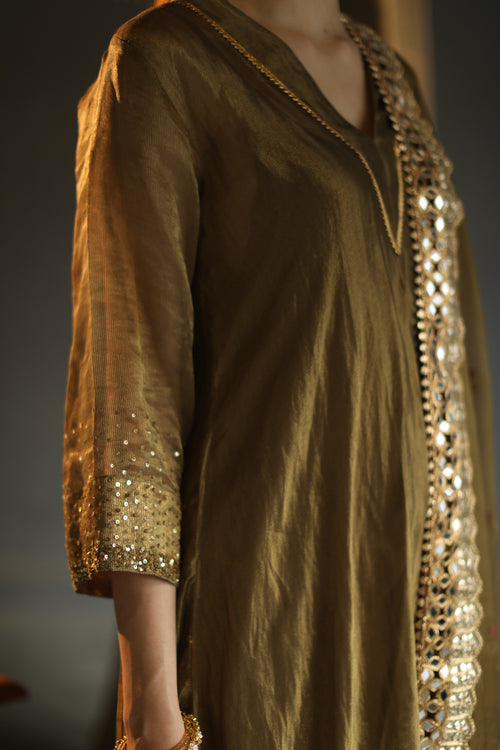 Gulaal Kurta Set