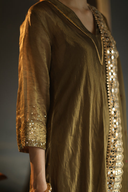 Gulaal Kurta Set