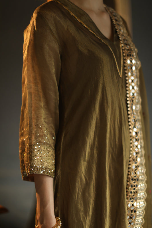 Gulaal Kurta Set