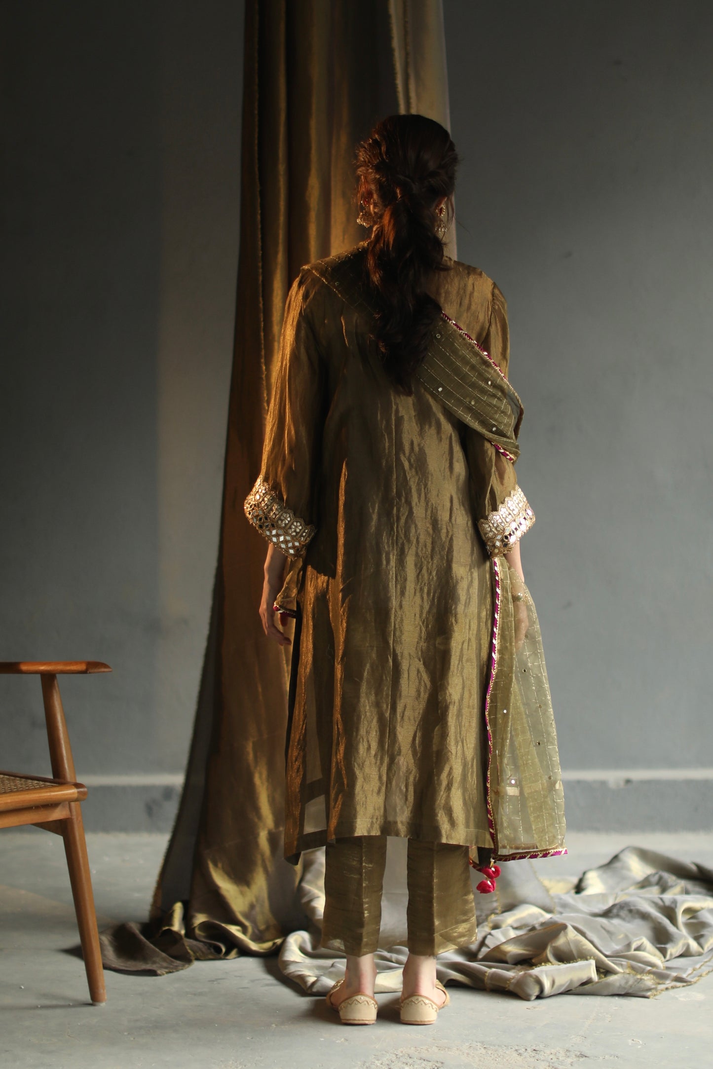Nakasha Kurta Set