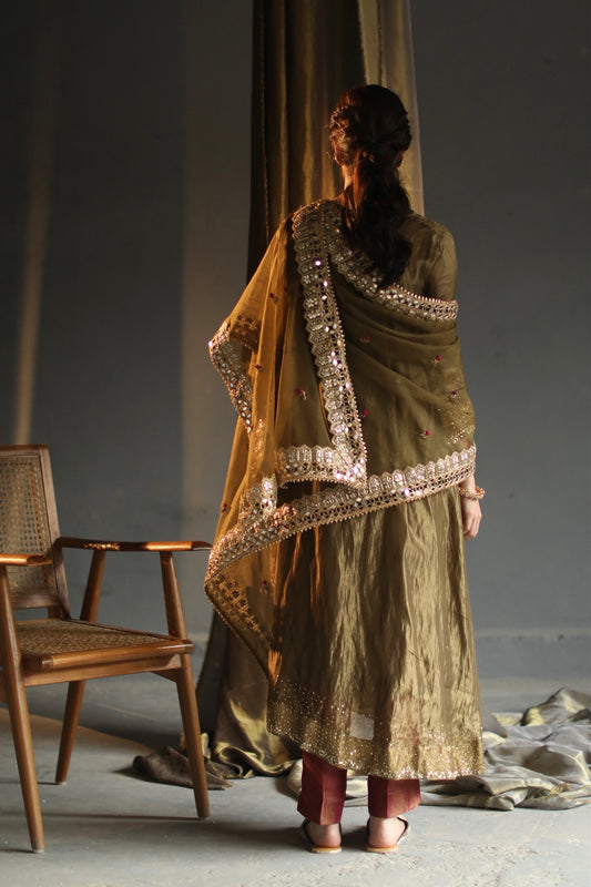 Gulaal Kurta Set