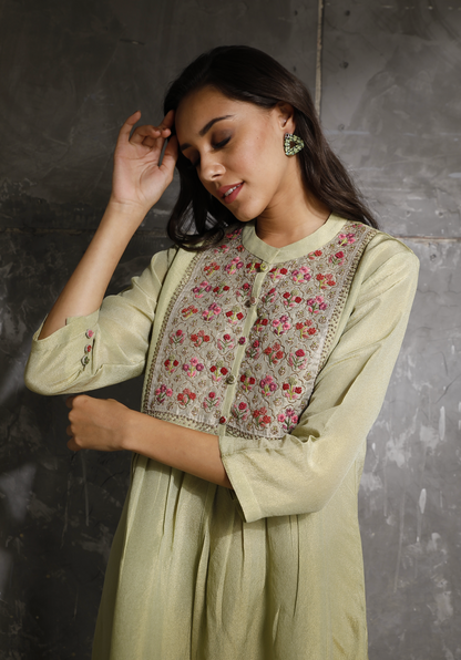 The Magpie Kurta Set